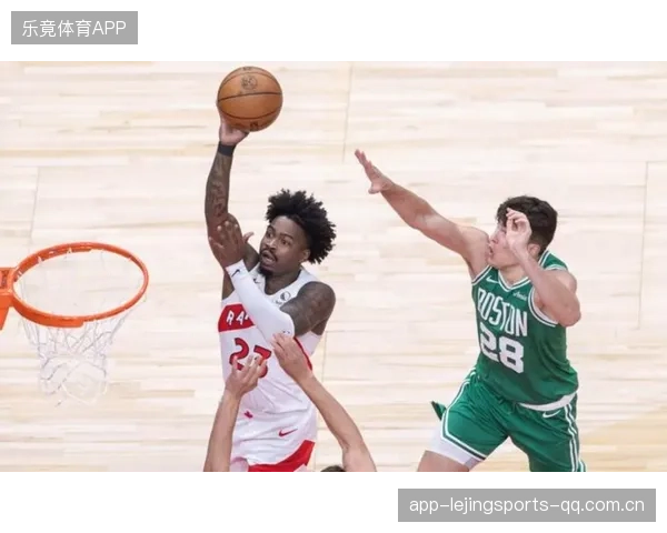 NBA凯尔特人双塔连续抢板展现威压，重塑篮板之王地位